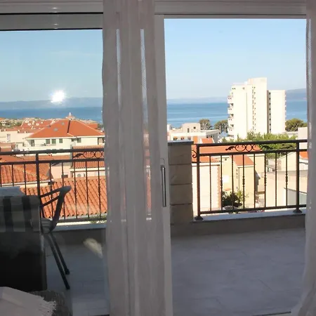 Silvia * 마카르스카