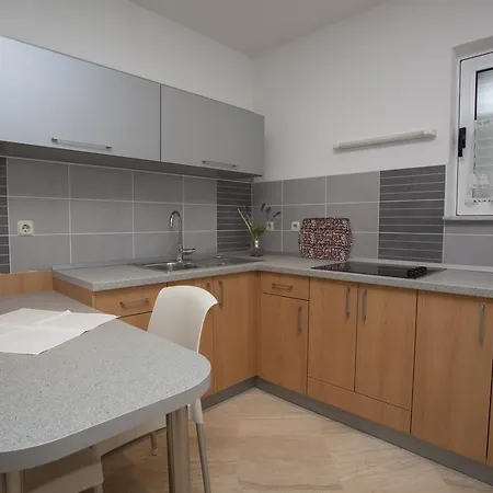 Apartman Silvia *
