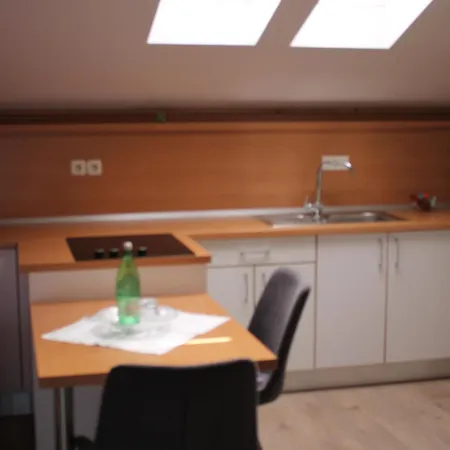 Silvia Apartman